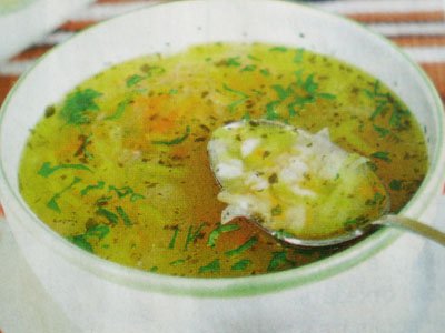 Цибулевий суп з селерою