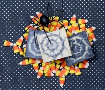 Мило Павутина