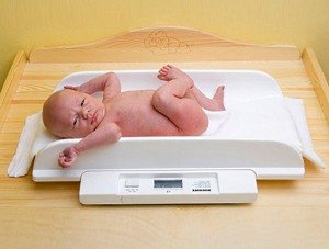 Показники в таблиці, скільки Ваша дитина повинна набирати вагу по місяцях