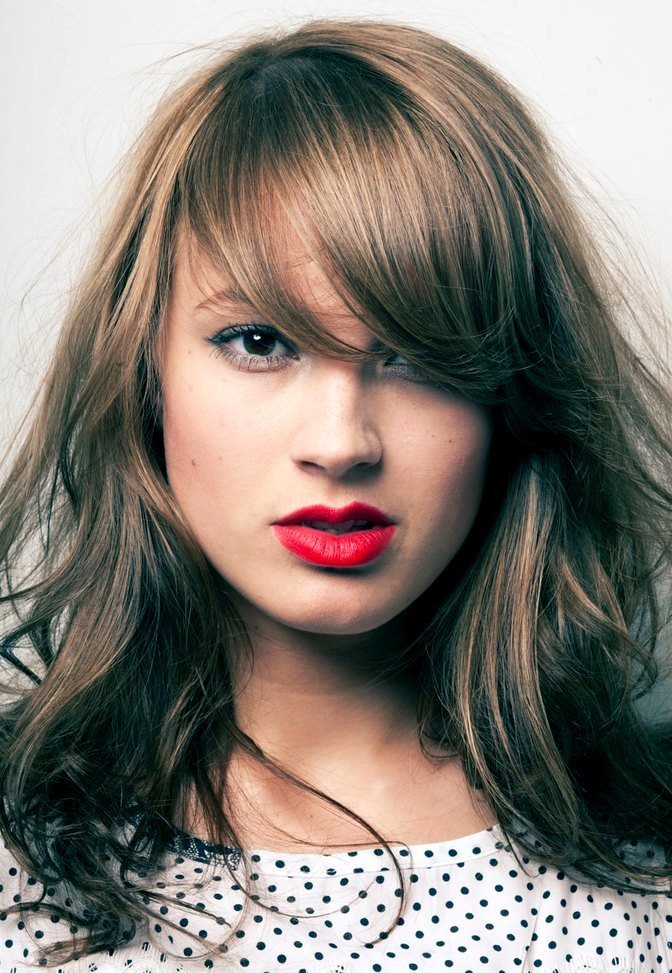 Зачіски з довгою чубчиком | Зачіски з довгою чубчиком фото