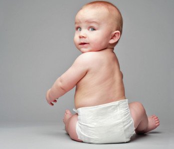 Пронос у немовляти, місячної дитини: причини, що робити?