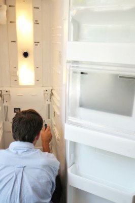 Самостійний ремонт холодильника: налагодження та ремонт