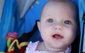 Синці під очима у дитини: причини і лікування