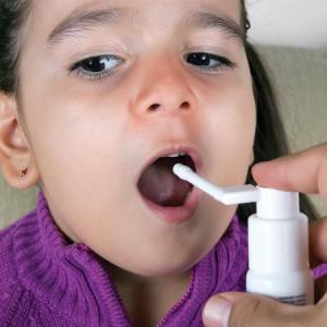 Мірамістин спрей для дітей   ціна та відгуки батьків про препарат. Особливості та протипоказання ліки.