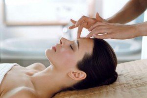 Пластичний масаж особи: показання, протовипоказания, техніка виконання, відгуки, відео, ціна