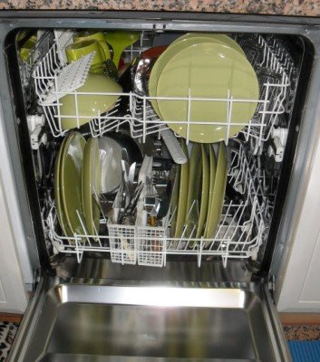 Як правильно вибрати посудомийну машину: головні параметри
