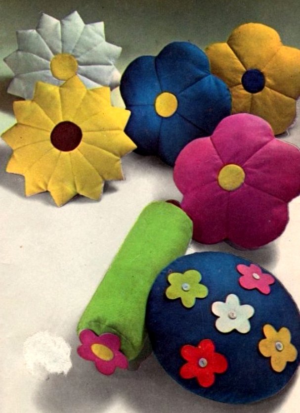 Подушки квіти | Подушка троянда, ромашка, мак