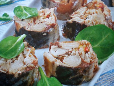 Рулет зі скумбрії з солодким перцем