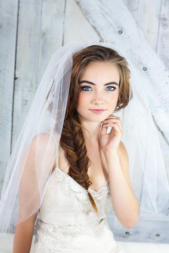 Як кріпиться фата до зачіски