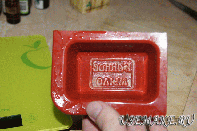 Банне мило з мильної основи Банне мило з мильної основи