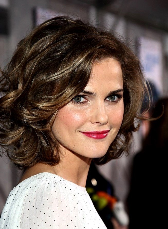 Зачіски з довгою чубчиком | Зачіски з довгою чубчиком фото