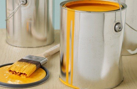 Алкідна фарба для зовнішніх і внутрішніх робіт, по металу і дереву