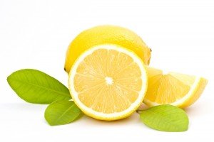 Секрети ароматного цитруса: лимон як панацея від семи недуг