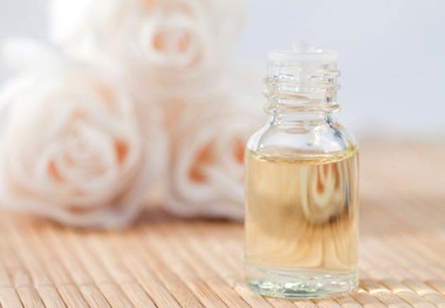 Яблучний оцет для обличчя | Маски з яблучним оцтом