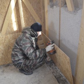 Як побудувати деревяний будинок своїми руками (74 фото)