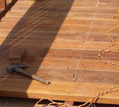 Як оновити деревяна підлога своїми силами?