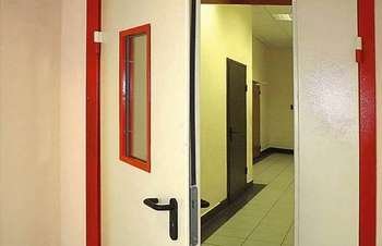 Установка протипожежних дверей по Сніпу (монтаж)