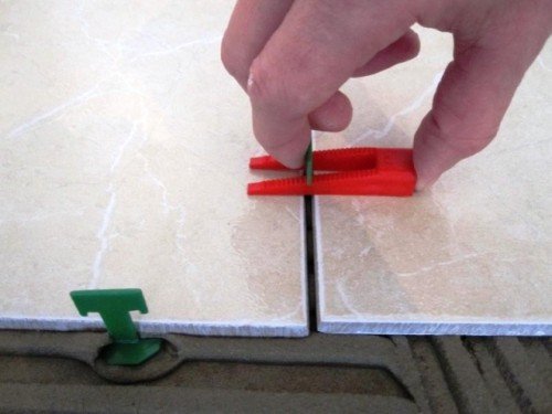 Пристрій підлог з керамічної плитки