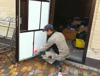 Як утеплити залізні двері своїми руками?