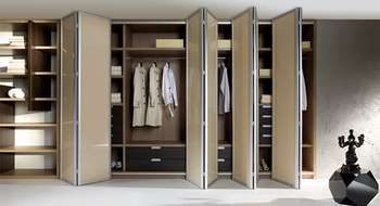 Дзеркальні розсувні двері для гардеробної своїми руками