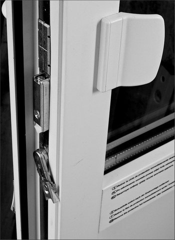 Ручки для пластикових балконних дверей