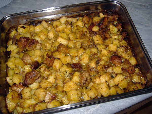 8 кращих рецептів картоплі з мясом в духовці