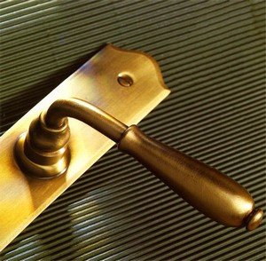 Ручки для розсувних міжкімнатних дверей