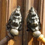 Дверні ручки на вхідних дверей : які найбільш взломоустойчивые і надійні