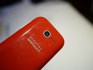 Огляд Alcatel One Touch Pop Fit