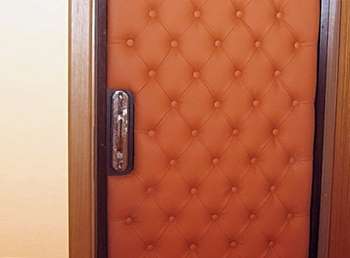 Деревяні утеплені вхідні двері