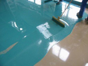 Полімерний наливна підлога   особливості укладання та експлуатаційні переваги покриття