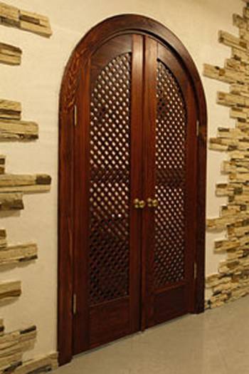 Жалюзійні, балконні, саморобні деревяні двері