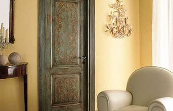 Як оновити стару двері, давши їй друге життя?