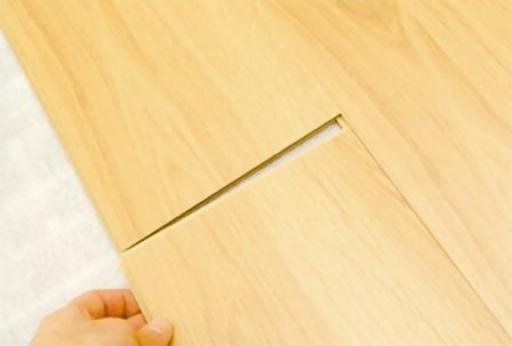 Причини скрипу підлогового ламінату Причини скрипу підлогового ламінату