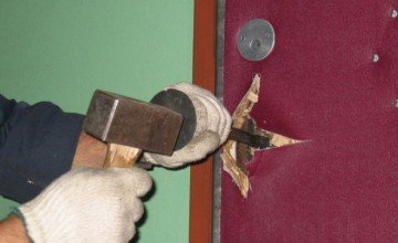 Злом і розтин дверей (вхідних, металевих) Злом і розтин дверей (вхідних, металевих)