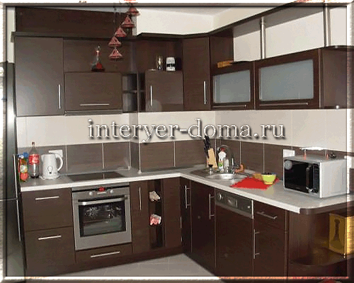 Дизайн з кутовою кухнею