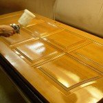 Деревяні двері : відхід від стандартів дизайну інтерєрів