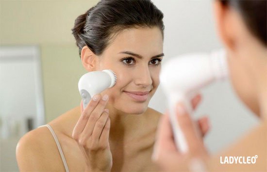 Ультразвукова чистка обличчя в домашніх умовах: особливості