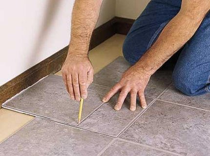 Особливості укладання ПВХ плитки