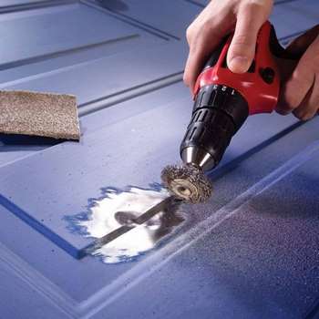 Ремонт вхідних дверей в квартирі