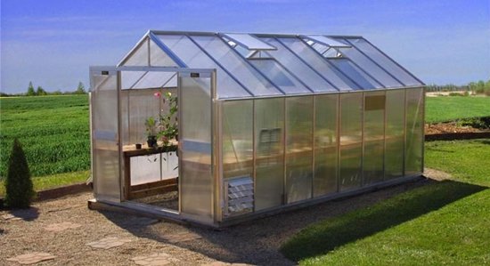 Як зробити теплицю з полікарбонату своїми руками?