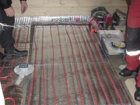 Як виконати монтаж теплої електричної підлоги своїми руками Як виконати монтаж теплої електричної підлоги своїми руками