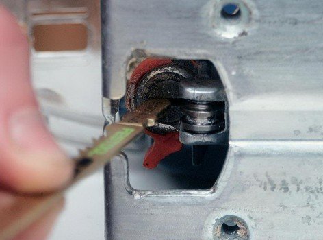 Простий і недорогий варіант конструювання односпального ліжка Простий і недорогий варіант конструювання односпального ліжка