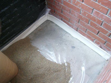 Технологія укладання насипних підлоги своїми руками Технологія укладання насипних підлоги своїми руками