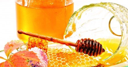 Яка добова норма споживання меду в день для людини