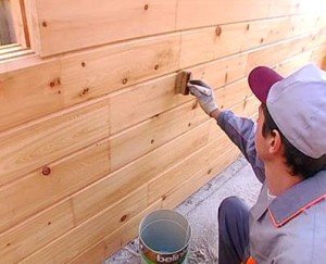 Як правильно пофарбувати деревяний будинок – вибір підходящої фарби