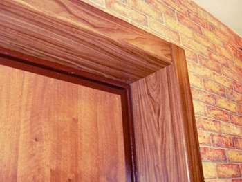 Обробка дверних прорізів своїми руками