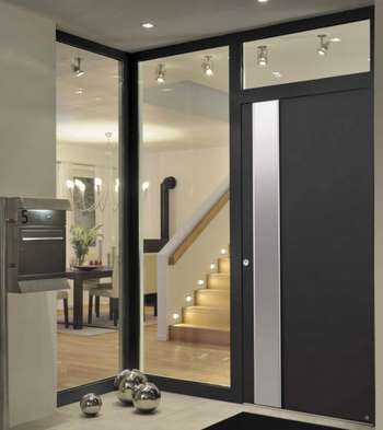 Як вибрати вхідні двері в квартиру?