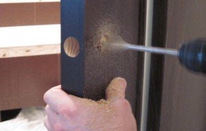 Як врізати замок в міжкімнатні двері