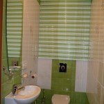 Двері для шафи в туалеті   оцінюємо рулонні штори